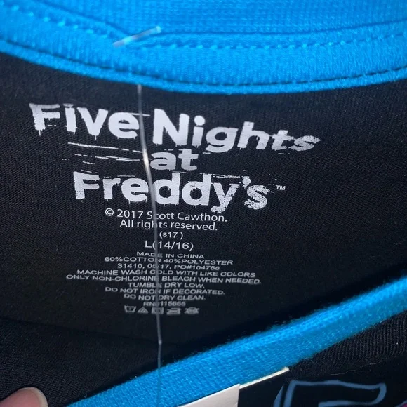NWT Boys Five Nights at Freddy’s Tee - Picture 3 of 4